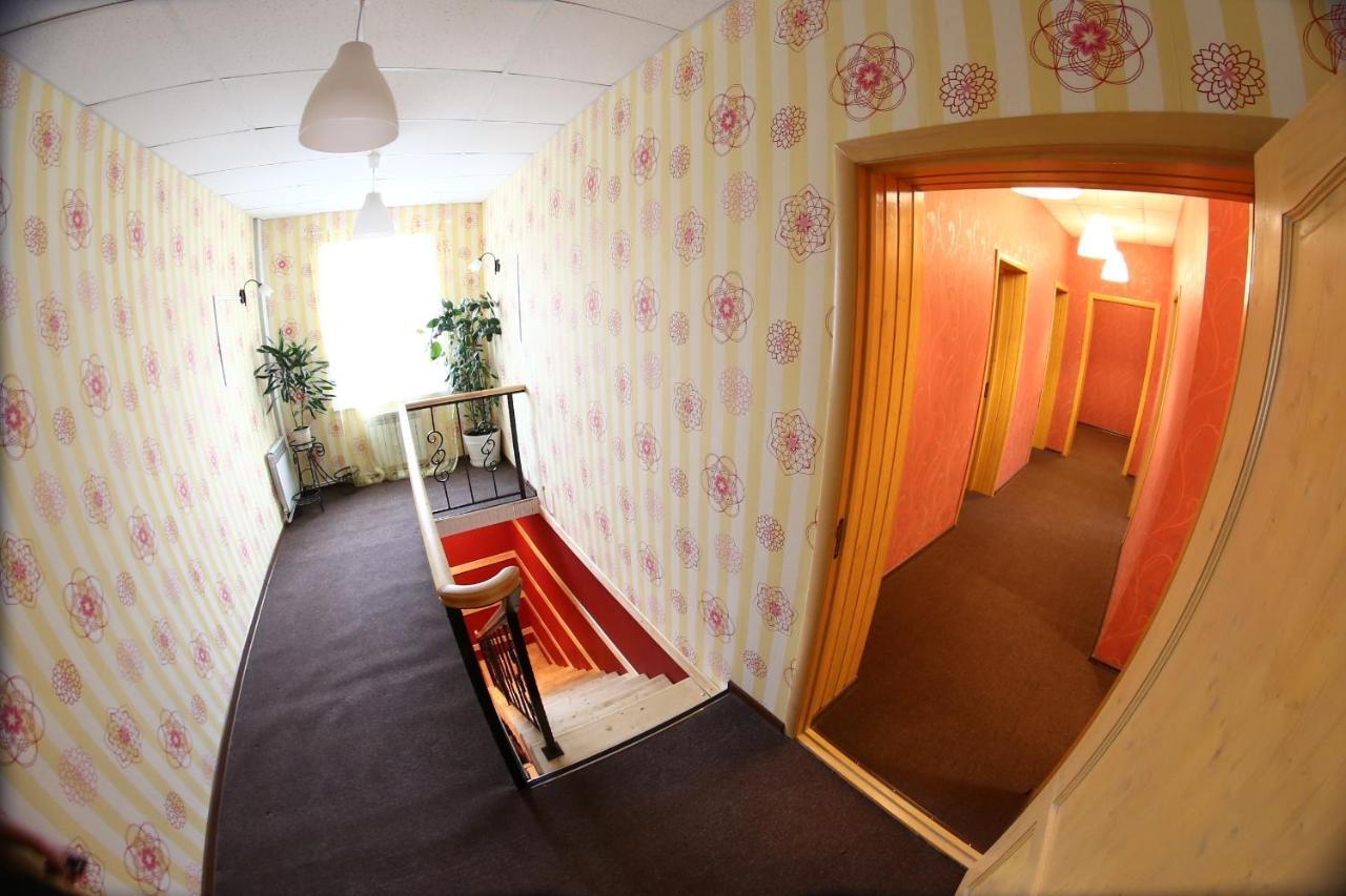 Arbuz Hostel Tver Eksteriør billede